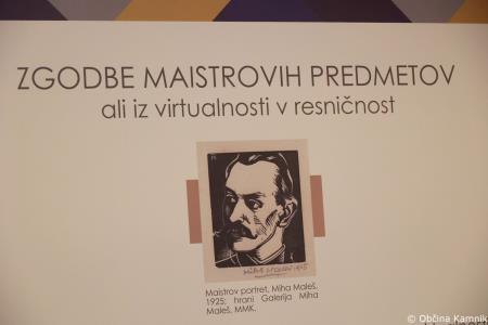 Zadnje javno vodstvo po razstavi Zgodbe Maistrovih predmetov iz virtualnosti v resnično (19)